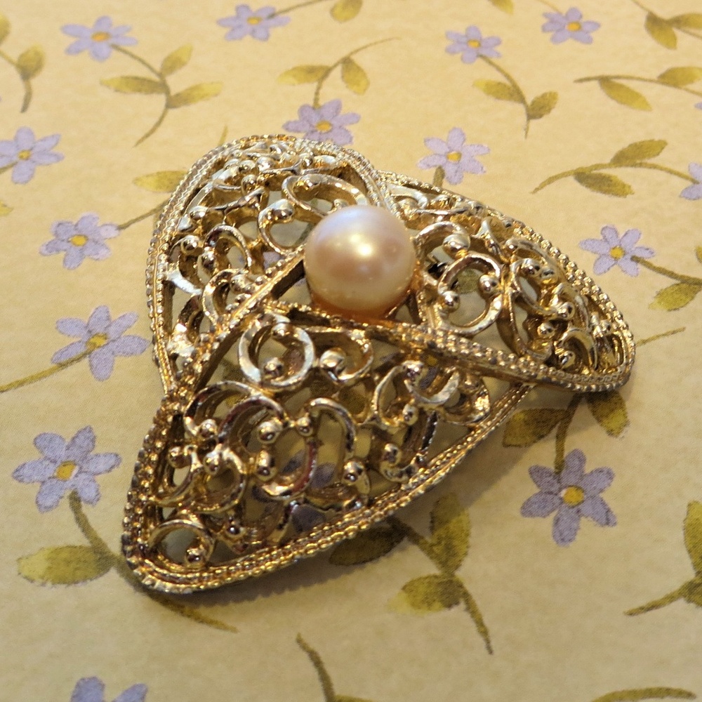 Downton Abby Fashion Glam Mod Statement Brooch